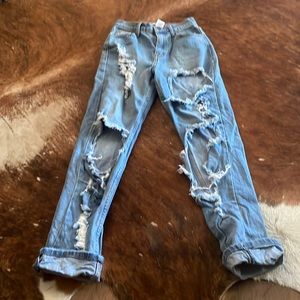 Vibe & Rant - distressed ankle mom jeans - size 00
